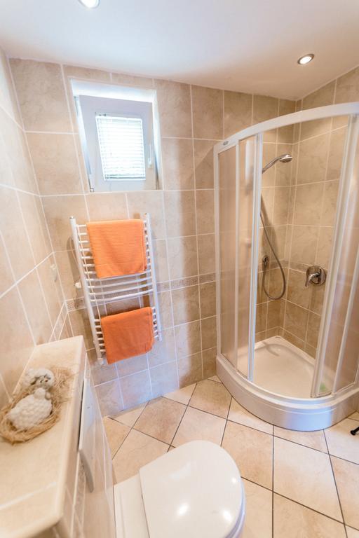 Damonte - Apartments And Rooms Budva Bagian luar foto